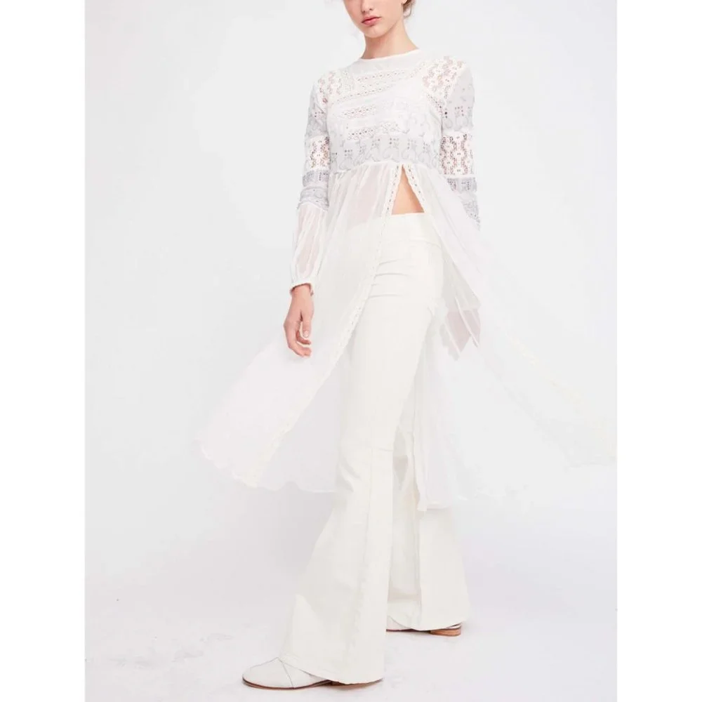 NWT Free People Penny Pull On Flare Jeans / Worn White - Picture 3 of 5